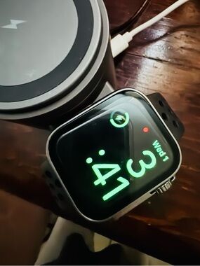 Apple Watch SE 44mm (Cellular)